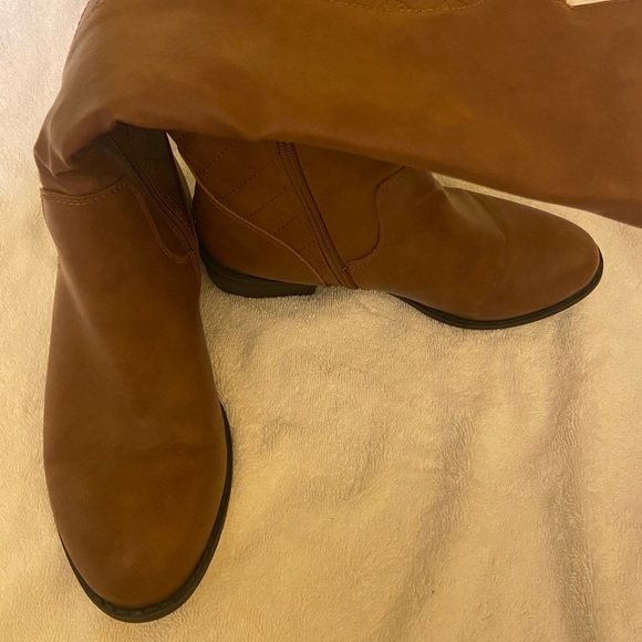 Duluth Block Heel Riding Boots | Poshmark